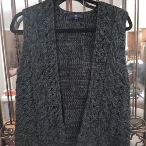 Gap vest